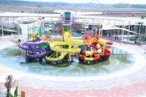Go Wet water park, fasilitas terbaru di Grand Wisata