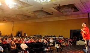 Andy K Natanael, Presiden Direktur Jakarta Garden City mensosialisasikan klaster La Seine kepada 2000 agent property saat acara agent gathering