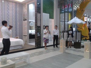 Susan Anindita , Manajer Produk PT Saranagriya Lestari Keramik