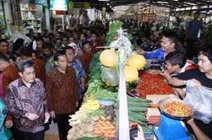 Presiden RI Joko Widodo mengunjungi Pasar Modern, BSD City