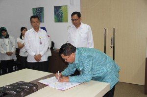 Penandatanganan MoU antara Bank NTB dan Kemenpupera