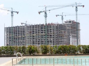 Pembangunan apartemen di kawasan Summarecon Bekasi