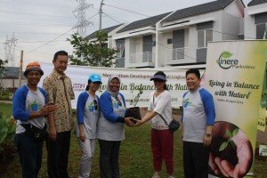 Kegiatan aksi hijau yang digelar PT Megapolitan Development, Tbk