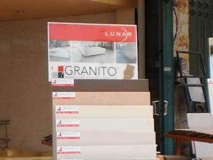 Salah satu display Granito di Toko Bahan Bangunan