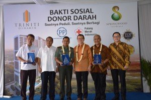 Ki-ka : Ketua PMI Pandeglang, Kepala Cabang III PT. PP, Danramil Serpong Mayor ARH Muliyadi, Direktur Utama PT. Triniti Dinamik Samuel Stepanus HUang, Ketua DPD REI Banten Soelaiman Soemawinata, Managing Director PT. Triniti Dinamik Septian Starlin