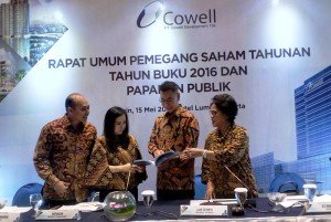 Jajaran direksi Cowell Development saat RUPS.