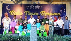 Buka bersama anak yatim di lingkungan sekitar Sentra Timur Residence
