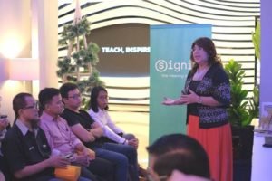 Lampu Phillips Hue Jadikan Ruangan Anda Lebih Berwarna