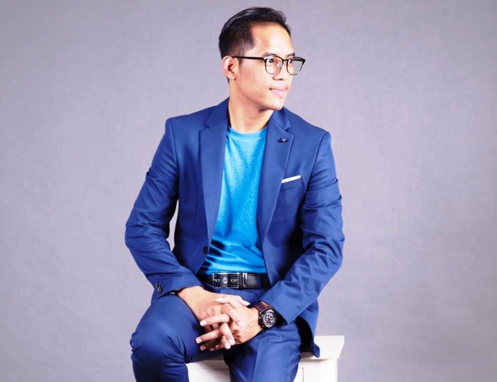 Pendiri dan CEO RenovAsik Indra Setiawan