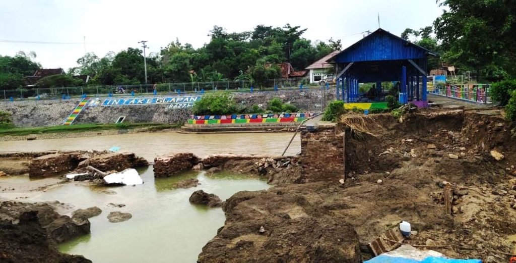 Tanggul Bendung Glapan Grobogan