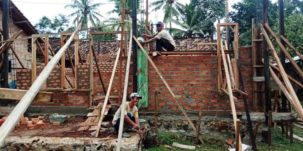 bedah rumah
