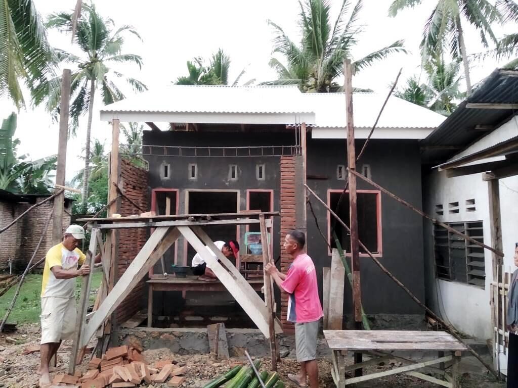 bedah rumah