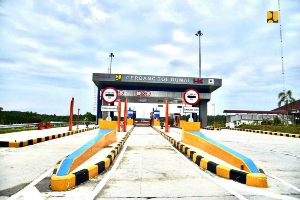 tol pekan baru