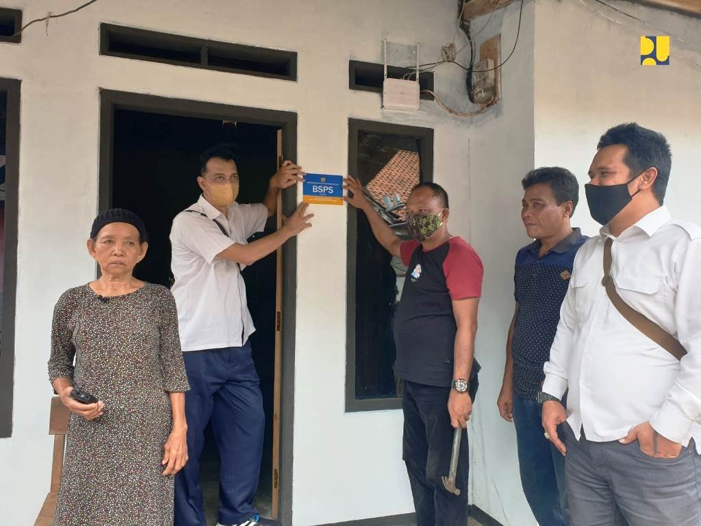bedah rumah di banten