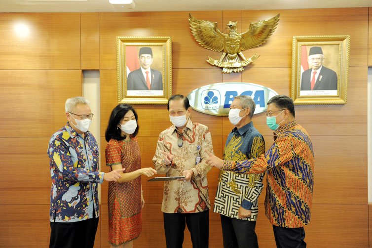 kredit BCA