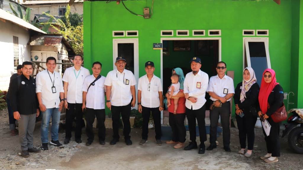 bedah rumah