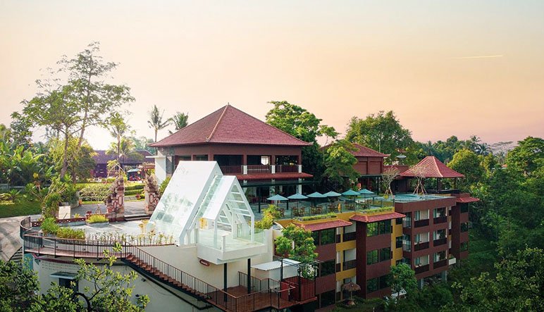 Lomba Foto, JLL