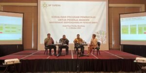 pekerja mandiri