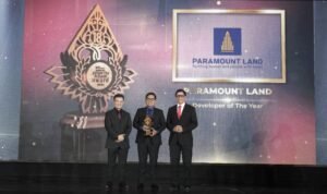 paramount land