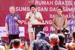 Gotong Royong Bangun Rumah