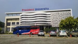 President University