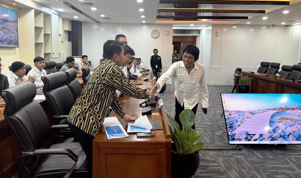 pengembang perumahan