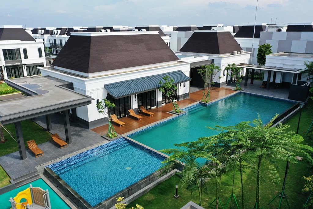Summarecon Crown Gading 