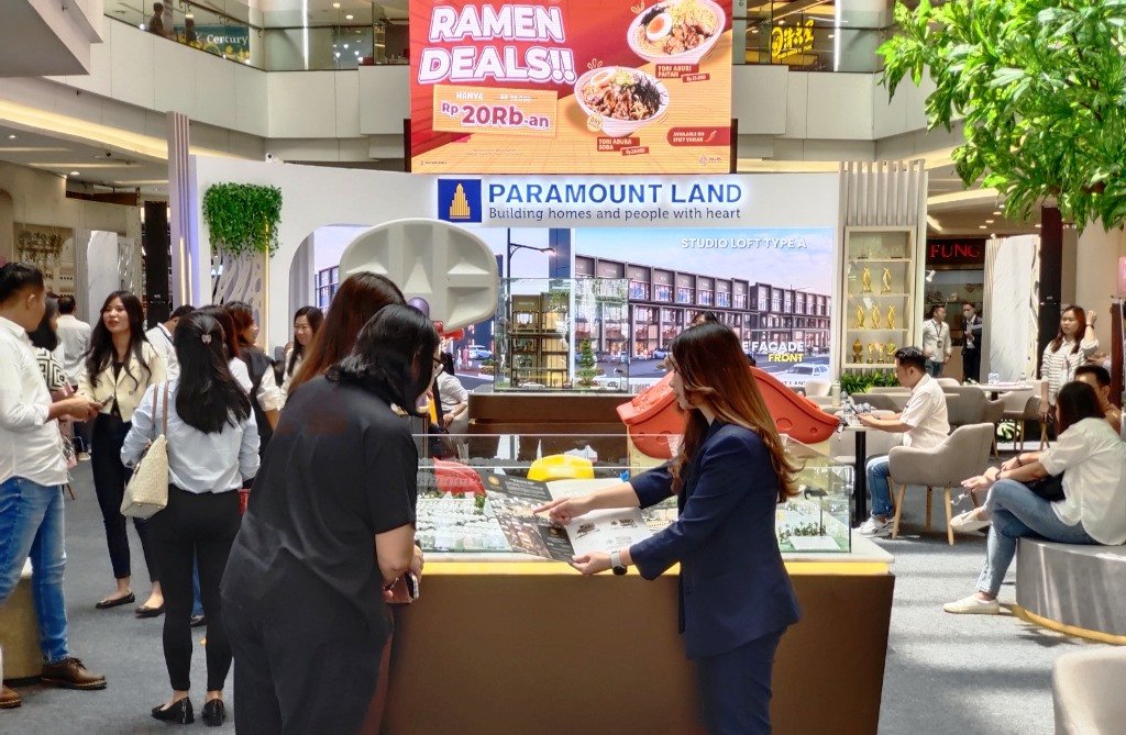 Big Exhibition Paramount Land 