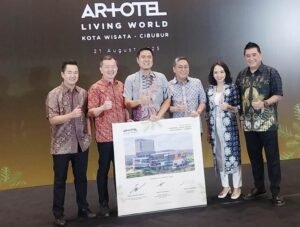ARTOTEL Living World Kota Wisata
