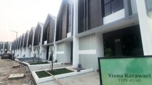 viona karawaci