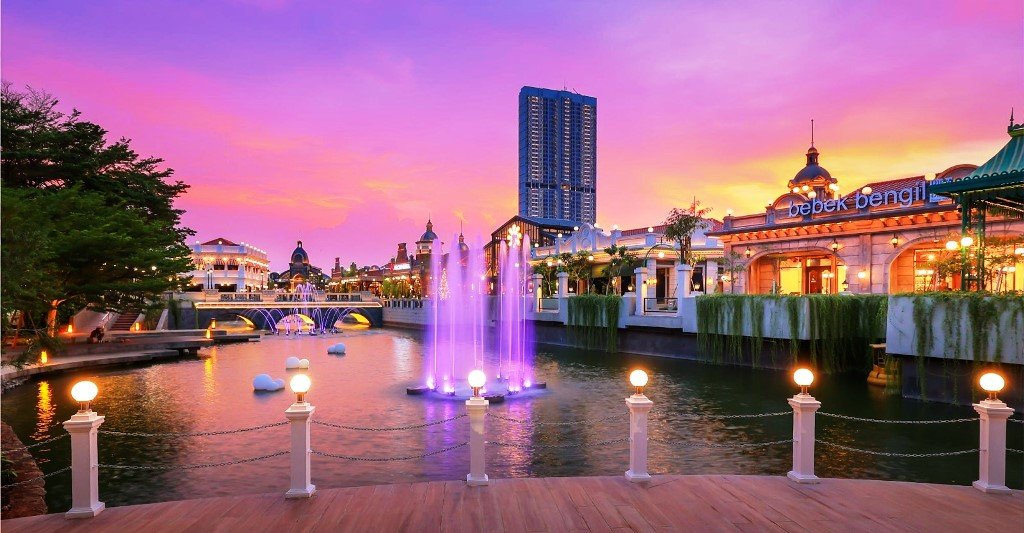 Grand Waterfront